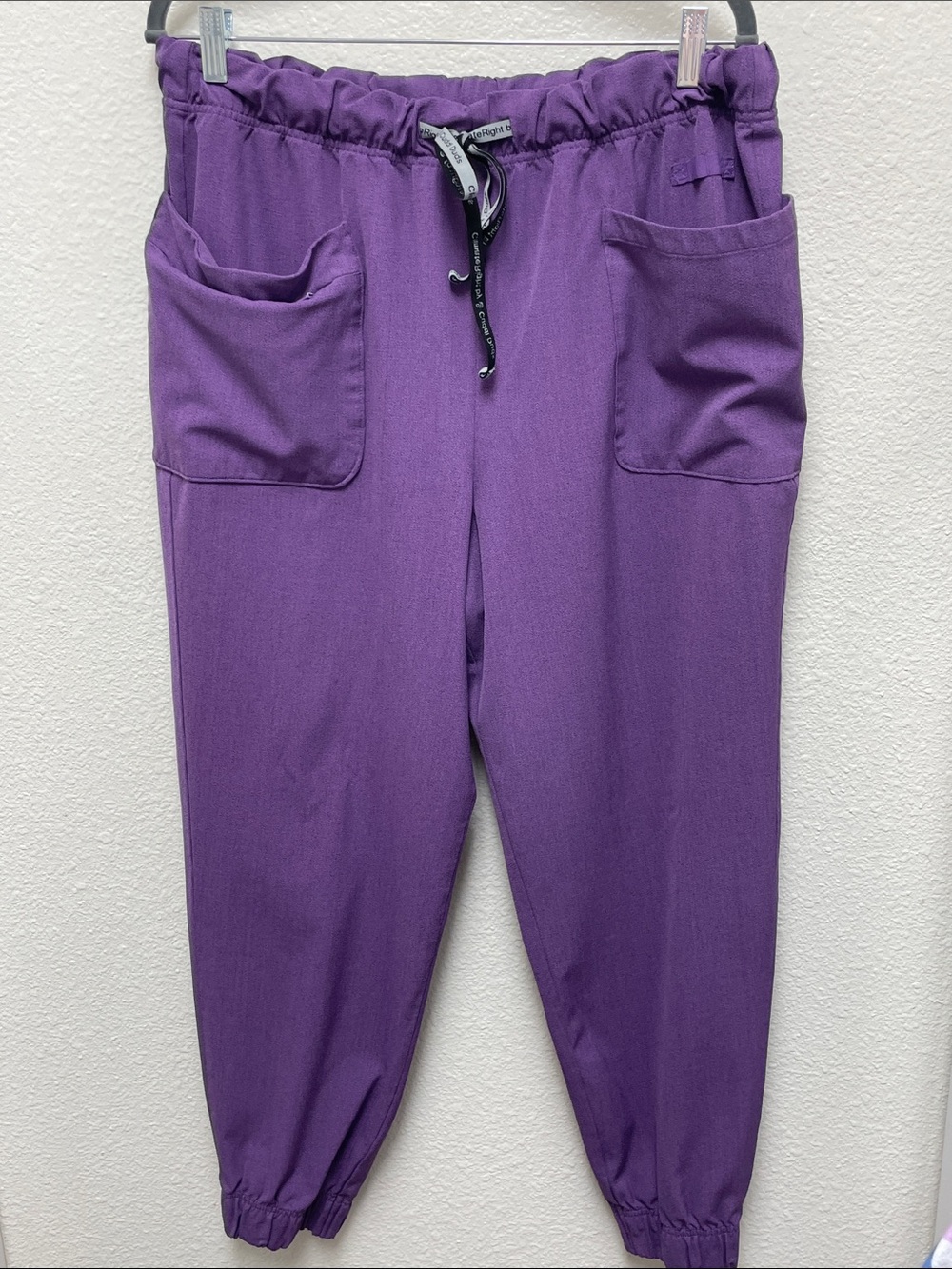 Climate Right by Cuddl Duds Relaxed Drawstring Purple Jogger Scrub Pants
